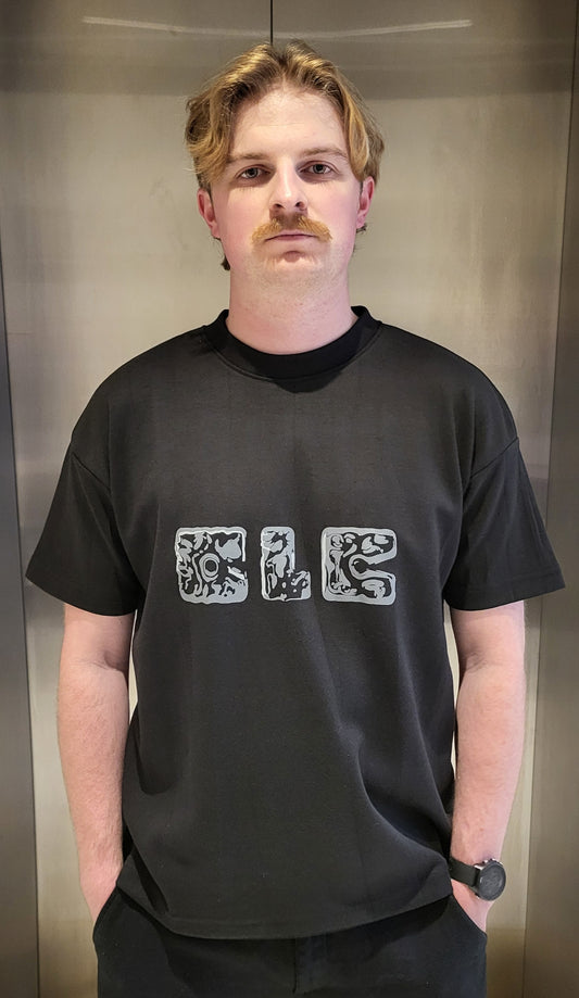 TRIPPY LOGO TEE " BLACK "